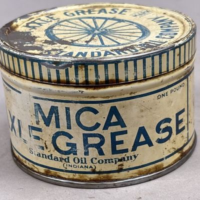 1920s Mica Axle Grease Standard Oil Co 1LB Can