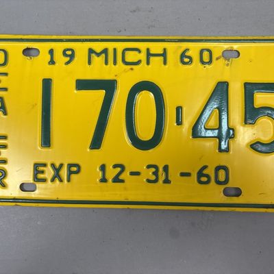1960 Michigan Dealer Exp 12-31-60 License Plate