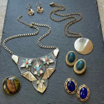 Sale Photo Thumbnail #103