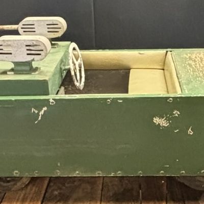 Antique 40s 50s WW2 Era Tank Carnival Ride