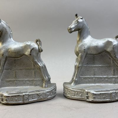 Pair of Zion Canyon National Park Horse Bookends