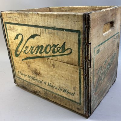 Vernors Soda Pop 40s-50s Wooden Shipping Crate