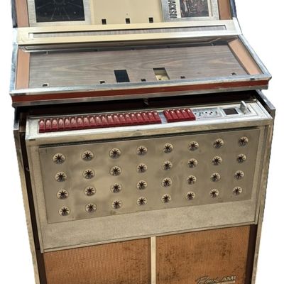 ROWE AMI Stereo Round 45 RPM Jukebox WORKS