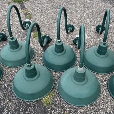 7 Matching Hi-Lite Mfg Gas Station Service Lights