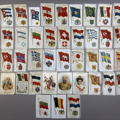 Lot of 43 Nebo Cigarettes Country Silk Pennants