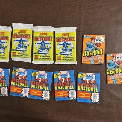 Sale Photo Thumbnail #210: 1990 Fleer Baseball & Score Sealed Packs