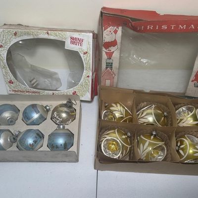 Sale Photo Thumbnail #142: Vintage Shiny Brite Glass Christmas Ornaments