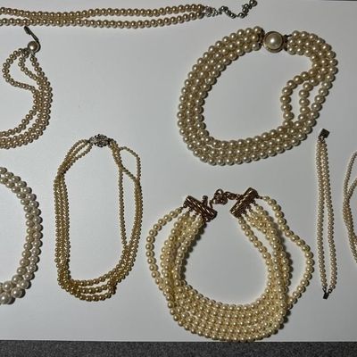 Vintage Faux & Cultured Pearl Necklaces