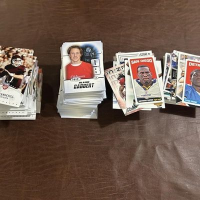 Sale Photo Thumbnail #187: Football Trading Card Lot 600+ Cards