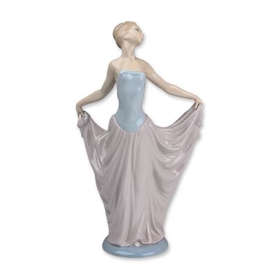Lladro Porcelain Figurine, Dancer 01005050