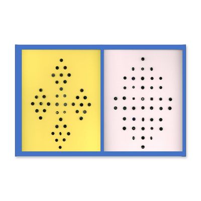 2 CARDS OF GLASS DIMINUTIVE BUTTONS