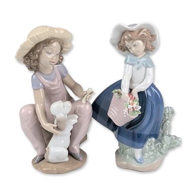 Two Lladro Glazed Porcelain Figurines, Pretty Pickings 01005222 and Friends Forever 01006680