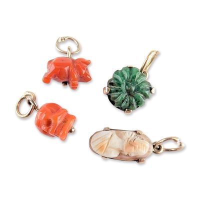 4pc 7K and 10K Gold Vintage Carved Gemstone and Shell Charms