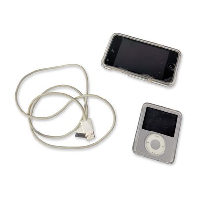 2pc Apple iPod Nano and iPod Touch Portable Media Player Collection