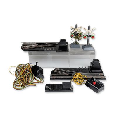 7pc Gilbert American Flyer S Scale Remote Control Track Accessories