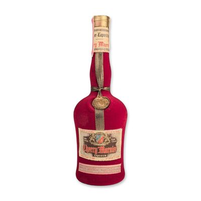 Marnier-Lapostolle Cherry Marnier Red Velvet Liqueur Bottle in Carrying Box