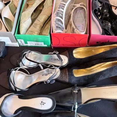 Sale Photo Thumbnail #393