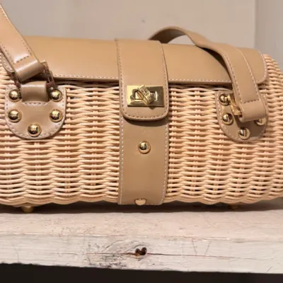 Sale Photo Thumbnail #130