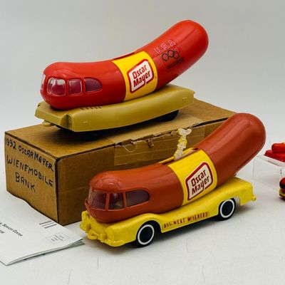 4 Vintage Oscar Mayer Wienermobile Promotional Banks and Toys