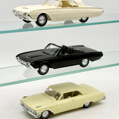 3 AMT 1962 Ford Promotional 1/25 Scale Model Cars