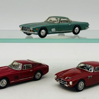 3 Créations RD Manou Marmande Artisan hand-carved Model Cars