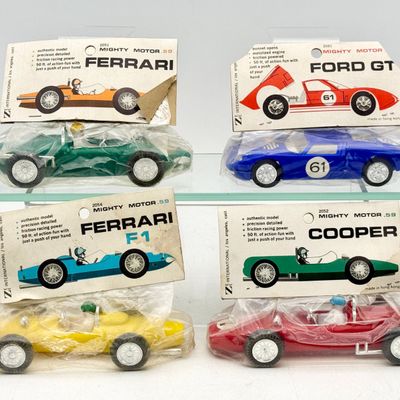 4 ZEE International Mighty Motor Friction Racing Cars.