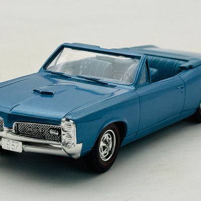 MPC 1967 Pontiac GTO Convertible Model Promo Car