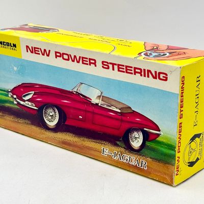 Lincoln International Battery Operated E-Type Jaguar Remote Control Toy