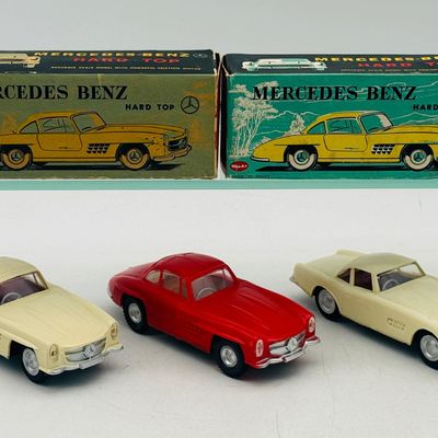 3 Maks Hong Kong Mercedes Benz Friction Models with Boxes