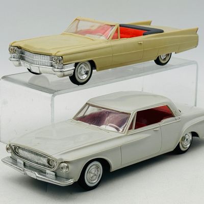 2 King Automobiles Hong Kong Plastic. 1 original Box.