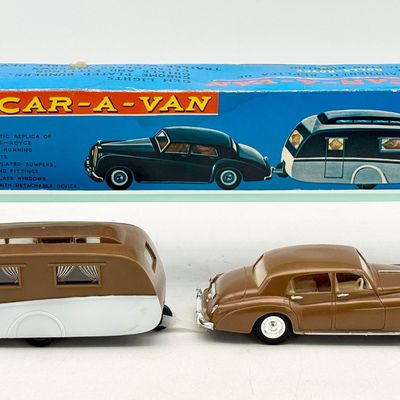 OK Toys Hong Kong Friction Rolls-Royce Car-A-Van Boxed Set