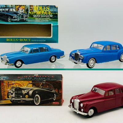3 Vintage Hong Kong Friction Rolls-Royce Models with Boxes