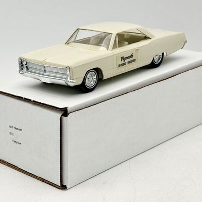 Jo-Han 1967 Plymouth Fury III Trouble Shooter Dealer Promotional Model