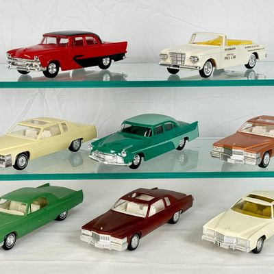 8 Jo-Han Plastic Dealer Reproduction Promotional Model Cars