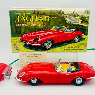 Marx Battery Operated Remote Control 1962 Jaguar E-Type with Box