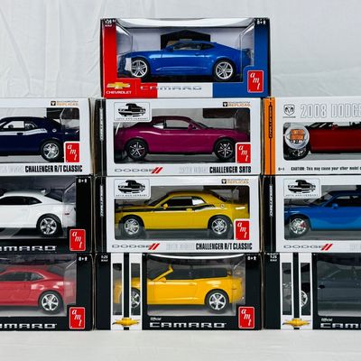 10 AMT 1:25 Scale Model Car Kits