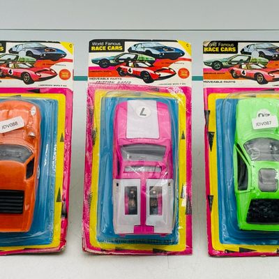 3 World Famous Race Cars Series Friction Powered Toy Models
