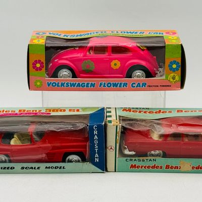 3 Cragstan and Busy Bee Plastic Model Cars in Boxes