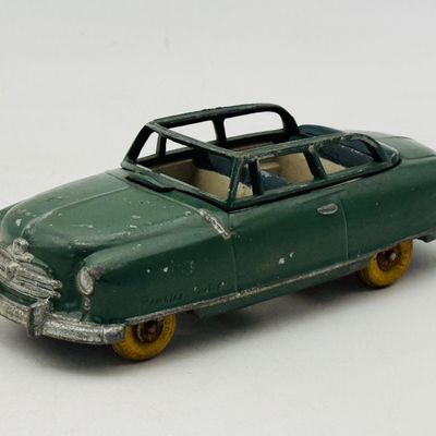 National Products 1950-52 Nash Rambler Custom Metal Die-cast Car