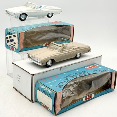 2 Jo-Han Motorized 1963 Plymouth Fury Convertible Model Cars