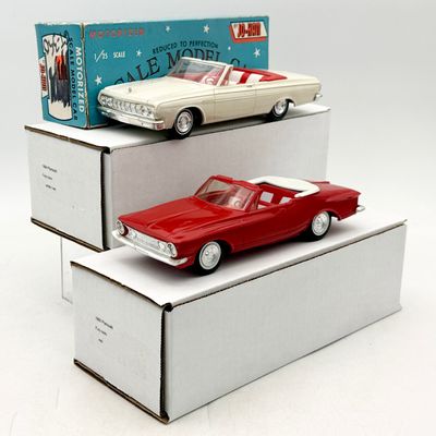 2 Jo-Han Plymouth Fury Convertible Models