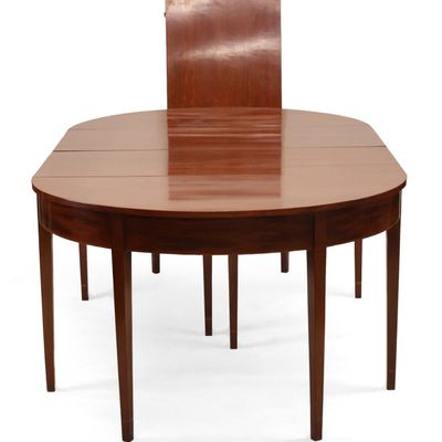 Federal Style Mahogany Drop Leaf Dining Table