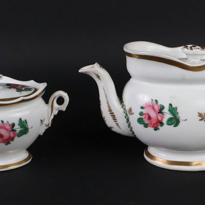 Rare Tucker Porcelain Factory (Philadelphia, Pennsylvania) Teapot and Sugar Bowl