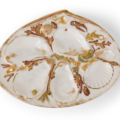 UPW / Union Porcelain Works (Brooklyn, NY) Patented Oyster Plate with Sponged Gilding