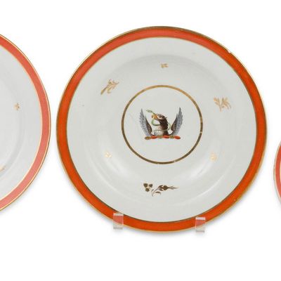 Group of Chamberlain Worchester Armorial Decorated Plates and Bowls