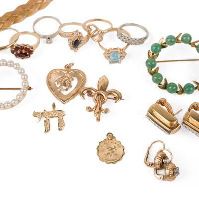 Vintage Gold Jewelry