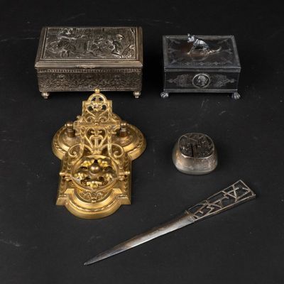 Vintage Metal Musical Jewelry Box