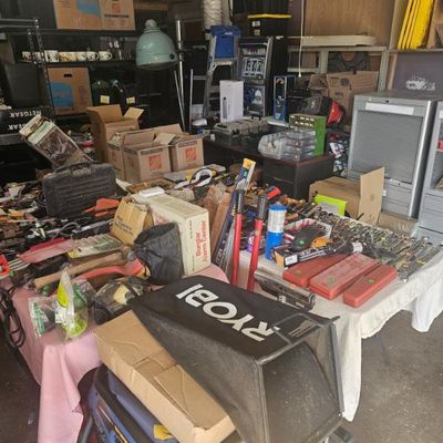 Estate sale photo