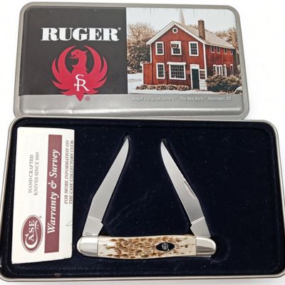 Ruger Red Barn Gift Tin & Knife Set