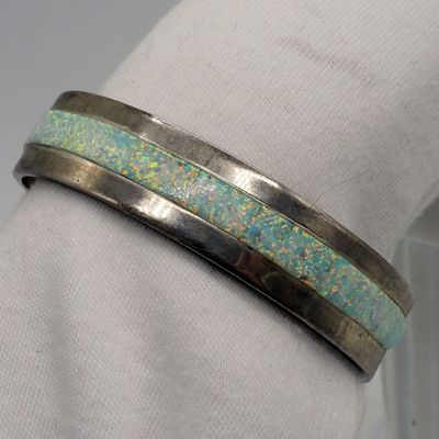 Native America Sterling Opal Cuff Bracelet